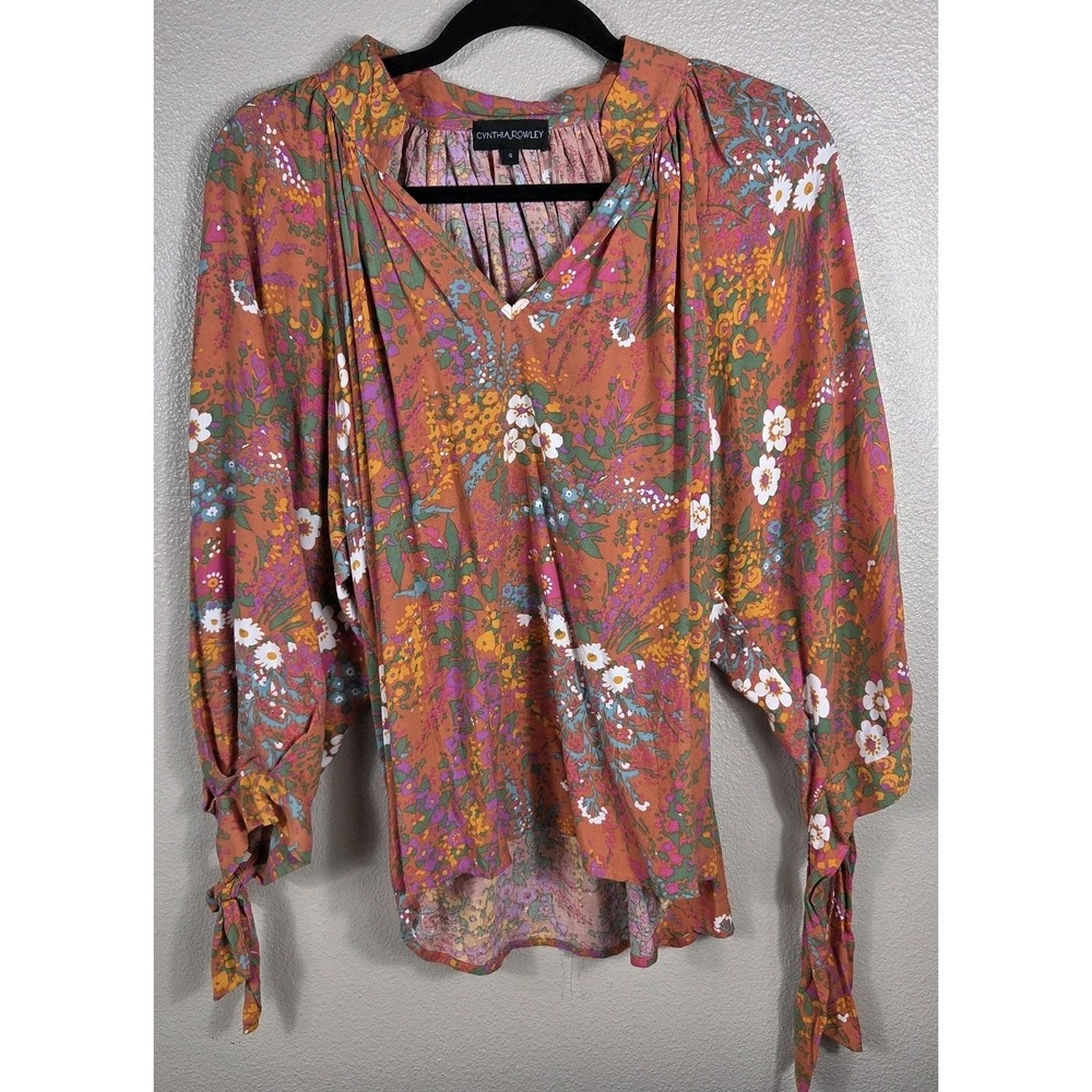 Cynthia Rowley floral‎ boho rayon blouse S balloon sleeves tie cuffs cottagecore